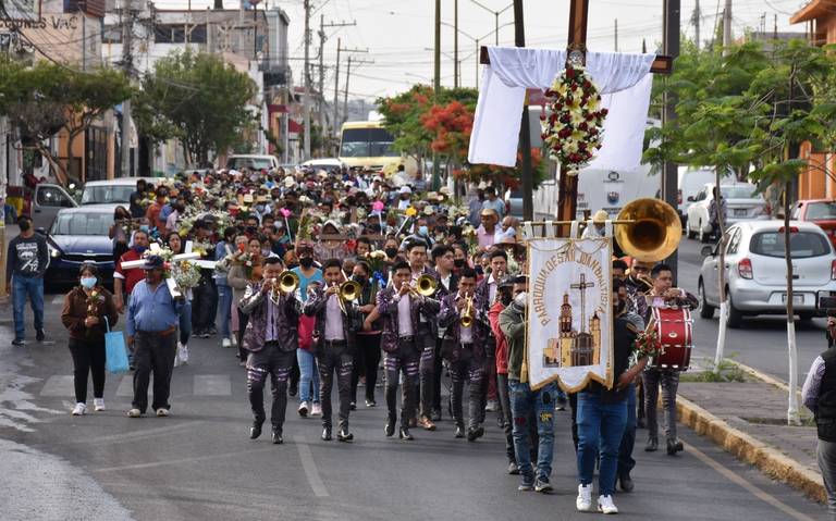 Celebran a la Santa Cruz en San Juan del R o El Sol de San Juan